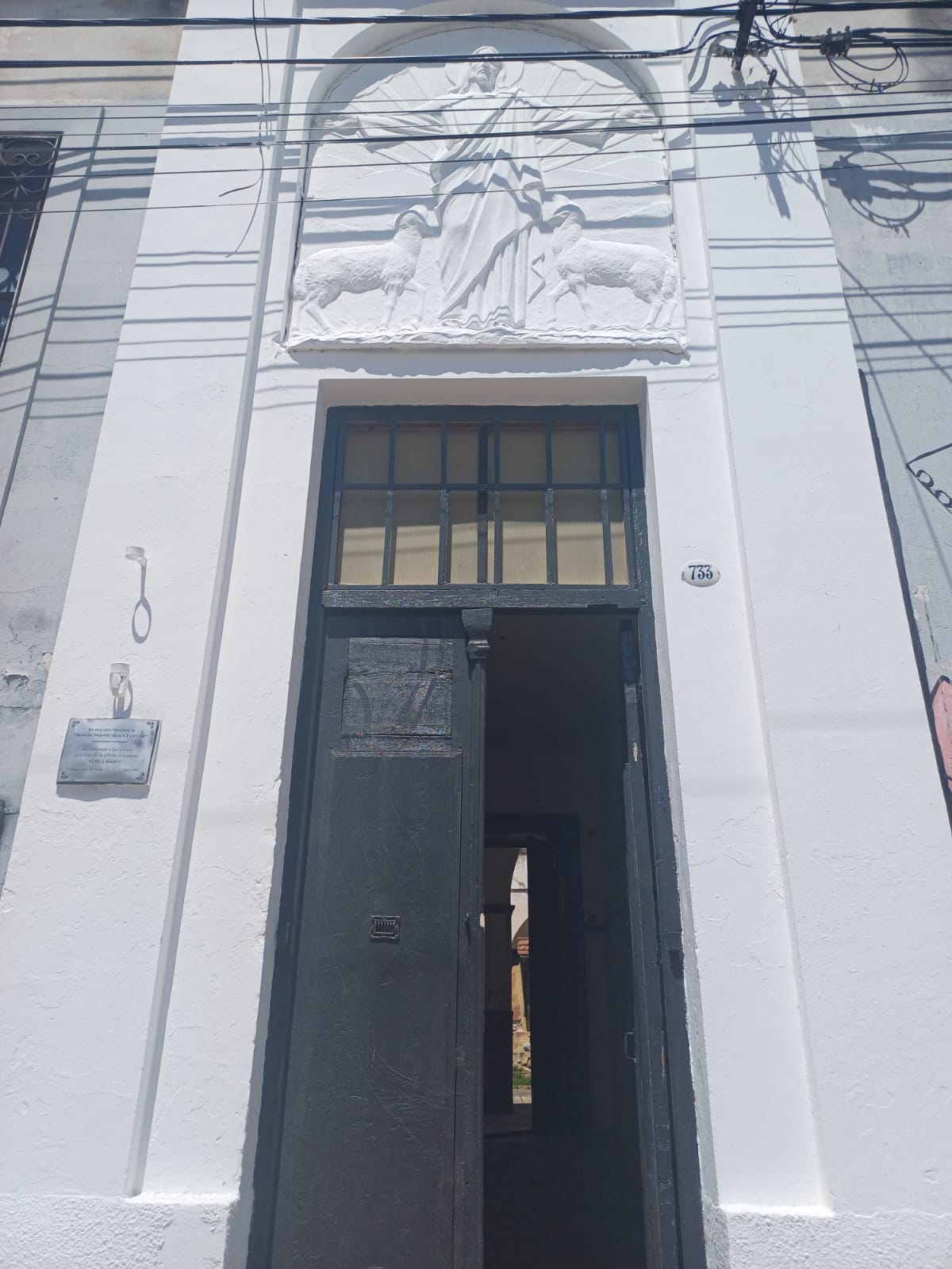 Puerta de entrada del Ex Buen Pastor